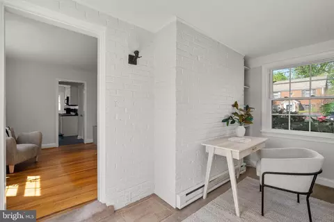 1012 Stirling Rd, Silver Spring, MD 20901 photo 9