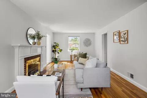 1012 Stirling Rd, Silver Spring, MD 20901 photo 5