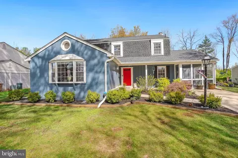 11 Pitt Ct, Rockville, MD 20850