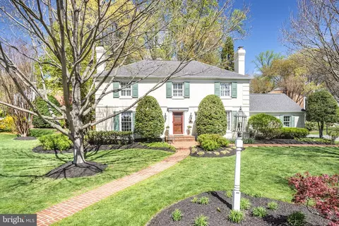 10601 Gainsborough Rd, Potomac, MD 20854