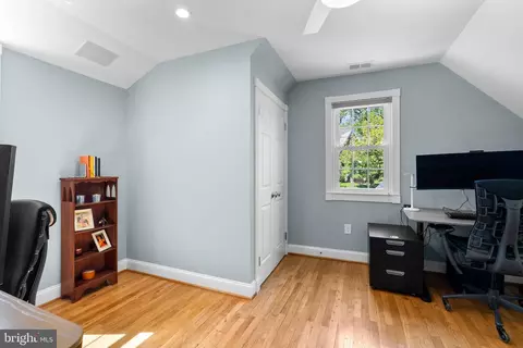 507 Ellsworth Dr, Silver Spring, MD 20910 photo 21