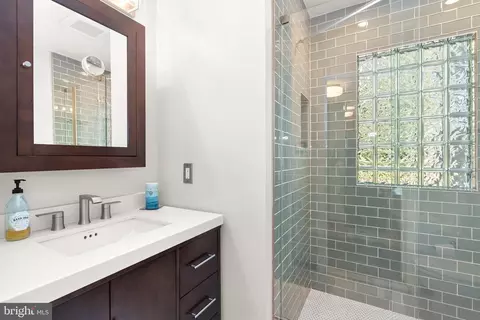 507 Ellsworth Dr, Silver Spring, MD 20910 photo 15