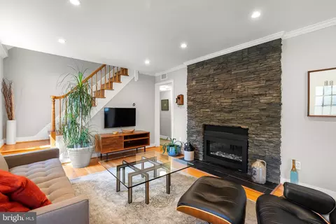 507 Ellsworth Dr, Silver Spring, MD 20910 photo 4