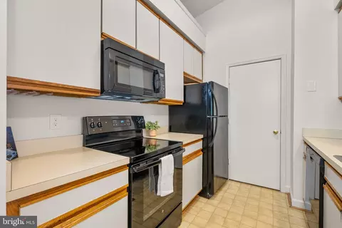 Kitchen - 3301 Sir Thomas Dr #6-B-41, Silver Spring, MD 20904 photo 1 of 3