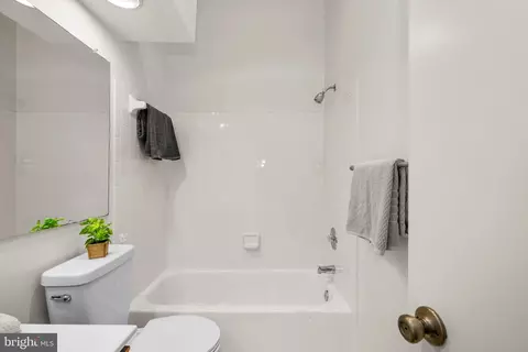 Bath - 3301 Sir Thomas Dr #6-B-41, Silver Spring, MD 20904 photo 3 of 4