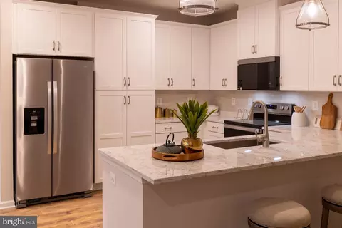 13240 Petrel St #106, Clarksburg, MD 20871