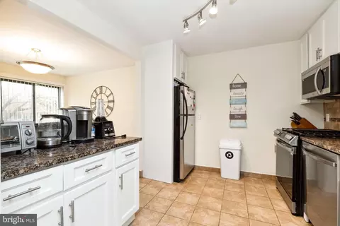 10864 Bucknell Dr #2, Silver Spring, MD 20902 photo 14