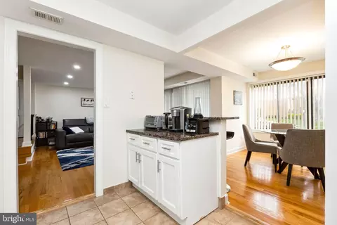 10864 Bucknell Dr #2, Silver Spring, MD 20902 photo 13