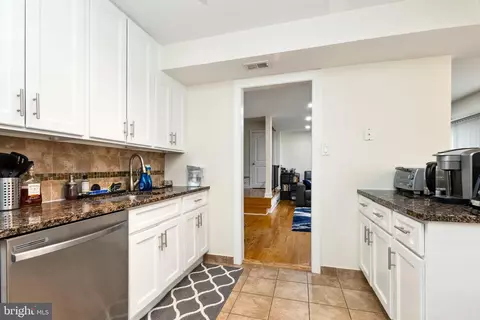 10864 Bucknell Dr #2, Silver Spring, MD 20902 photo 12