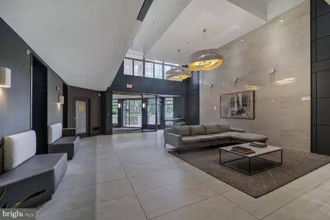7111 Woodmont Ave #107, Chevy Chase, MD 20815