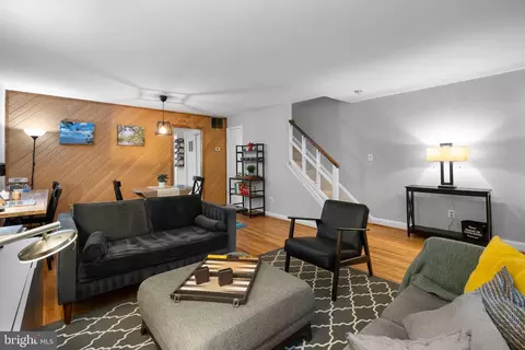 9830 Hollow Glen Pl, Silver Spring, MD 20910 photo 9