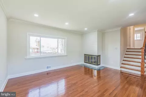 Living - 11308 Veirs Mill Rd, Silver Spring, MD 20902 photo 3 of 5