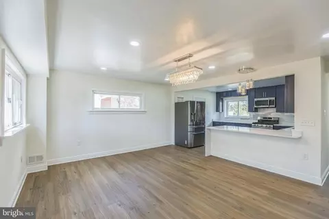 Living - 11308 Veirs Mill Rd, Silver Spring, MD 20902 photo 4 of 5