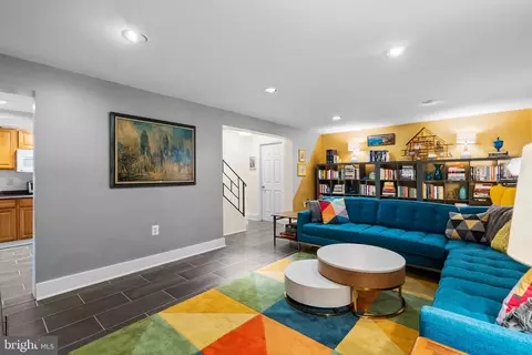 Living - 9817 Cherry Tree Ln, Silver Spring, MD 20901 photo 1 of 1