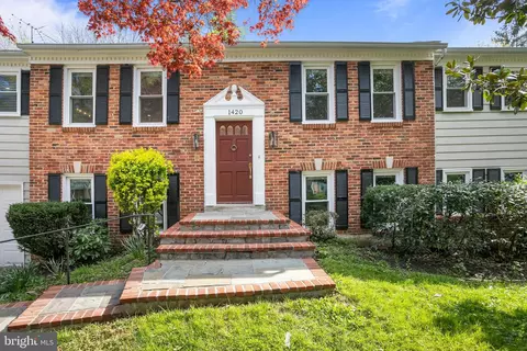1420 Billman Ln, Silver Spring, MD 20902 photo 2