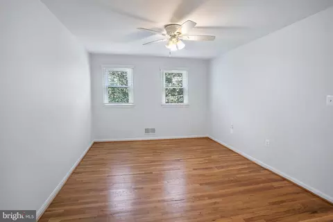 1420 Billman Ln, Silver Spring, MD 20902 photo 15