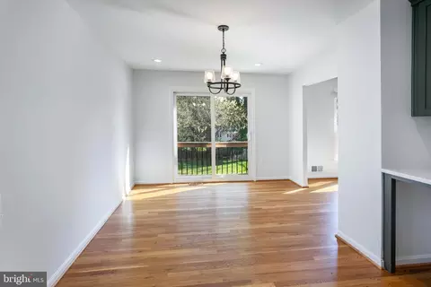 1420 Billman Ln, Silver Spring, MD 20902 photo 11