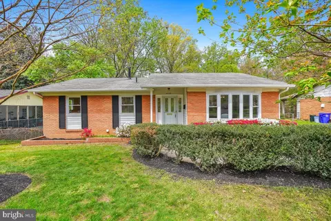 14208 Arctic Ave, Rockville, MD 20853