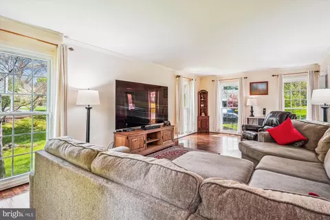 Other - 9117 Paddock Ln, Potomac, MD 20854 photo 2 of 22