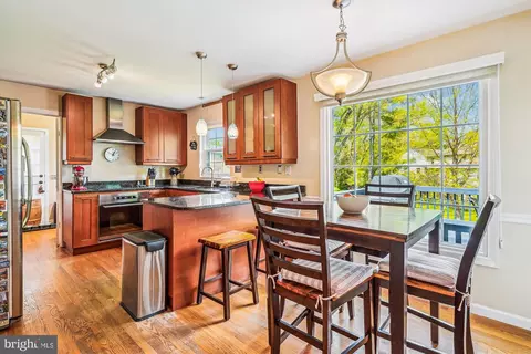 Kitchen - 9117 Paddock Ln, Potomac, MD 20854 photo 1 of 4