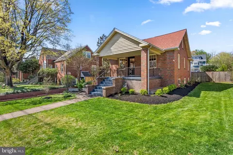8004 Greenwood Ave, Takoma Park, MD 20912