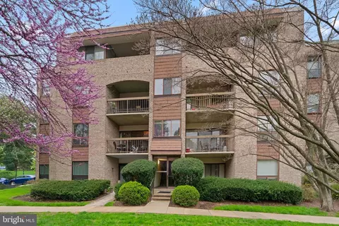 411 Christopher Ave #74, Gaithersburg, MD 20879