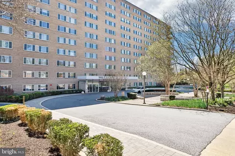 1900 Lyttonsville Rd #1204, Silver Spring, MD 20910