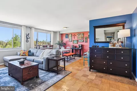 Living - 1900 Lyttonsville Rd #1204, Silver Spring, MD 20910 photo 2 of 3