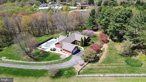 7421 Hawkins Creamery Rd, Gaithersburg, MD 20882