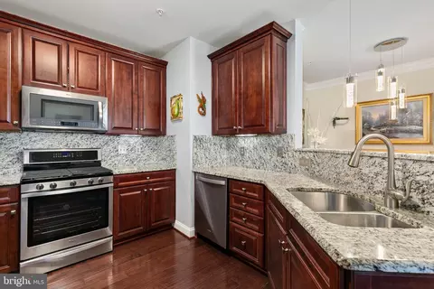 Kitchen - 3825 Doc Berlin Dr #25, Silver Spring, MD 20906 photo 2 of 4