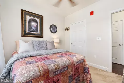 Bedroom - 3825 Doc Berlin Dr #25, Silver Spring, MD 20906 photo 2 of 5