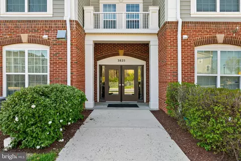 3825 Doc Berlin Dr #25, Silver Spring, MD 20906