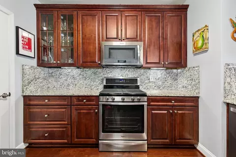 Kitchen - 3825 Doc Berlin Dr #25, Silver Spring, MD 20906 photo 3 of 4