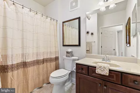 Bath - 3825 Doc Berlin Dr #25, Silver Spring, MD 20906 photo 1 of 2