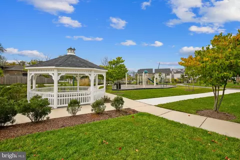 Exterior - 3825 Doc Berlin Dr #25, Silver Spring, MD 20906 photo 11 of 13