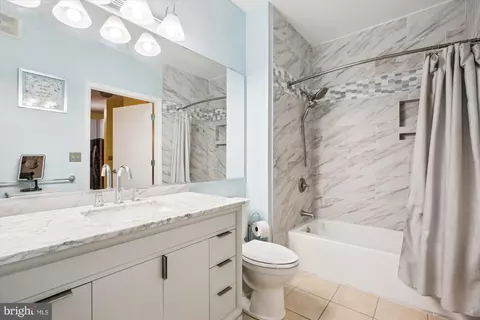 Bath - 1201 E West Hwy #207, Silver Spring, MD 20910 photo 1 of 1