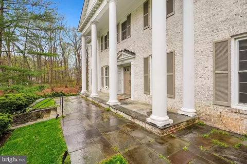 12020 Wetherfield Ln, Potomac, MD 20854 photo 8