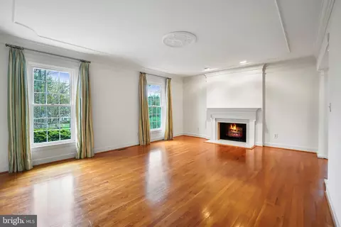12020 Wetherfield Ln, Potomac, MD 20854 photo 11