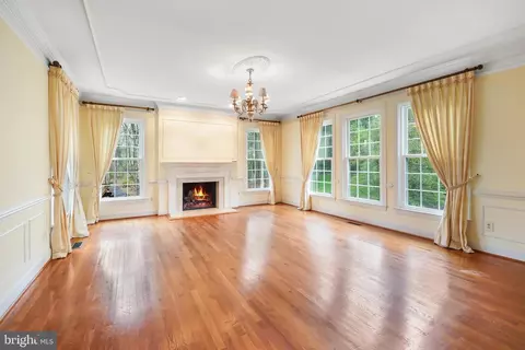 12020 Wetherfield Ln, Potomac, MD 20854 photo 26