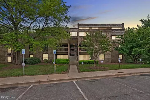 437 Christopher Ave #118, Gaithersburg, MD 20879