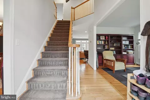 Entry Way - 2614 Hershfield Ct, Silver Spring, MD 20904 photo 8 of 9
