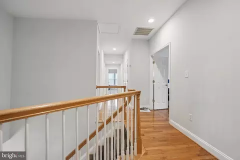 Entry Way - 2614 Hershfield Ct, Silver Spring, MD 20904 photo 5 of 9