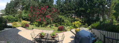 Exterior - 3 Maplecrest Ct, Potomac, MD 20854 photo 6 of 8