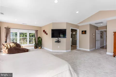 Other - 3 Maplecrest Ct, Potomac, MD 20854 photo 8 of 19