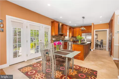 Other - 3 Maplecrest Ct, Potomac, MD 20854 photo 4 of 19