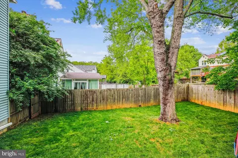 Exterior - 1151 Kersey Rd, Silver Spring, MD 20902 photo 9 of 9