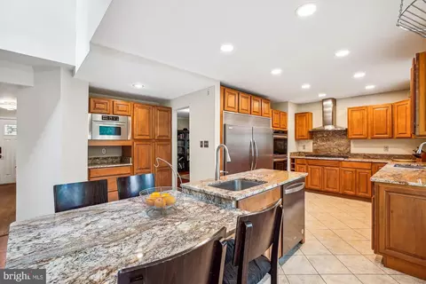 Kitchen - 1151 Kersey Rd, Silver Spring, MD 20902 photo 3 of 5
