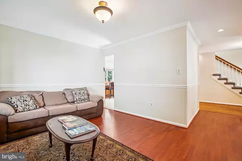 Entry Way - 1151 Kersey Rd, Silver Spring, MD 20902 photo 3 of 8