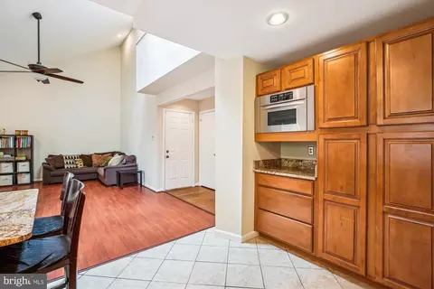 Entry Way - 1151 Kersey Rd, Silver Spring, MD 20902 photo 5 of 8