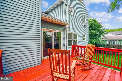Exterior - 1151 Kersey Rd, Silver Spring, MD 20902 photo 3 of 9
